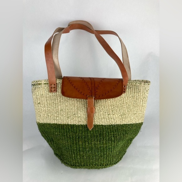 NWOT Sisal Market Kiondo Bag w/ leather top/closure/ and straps - Picture 3 of 4